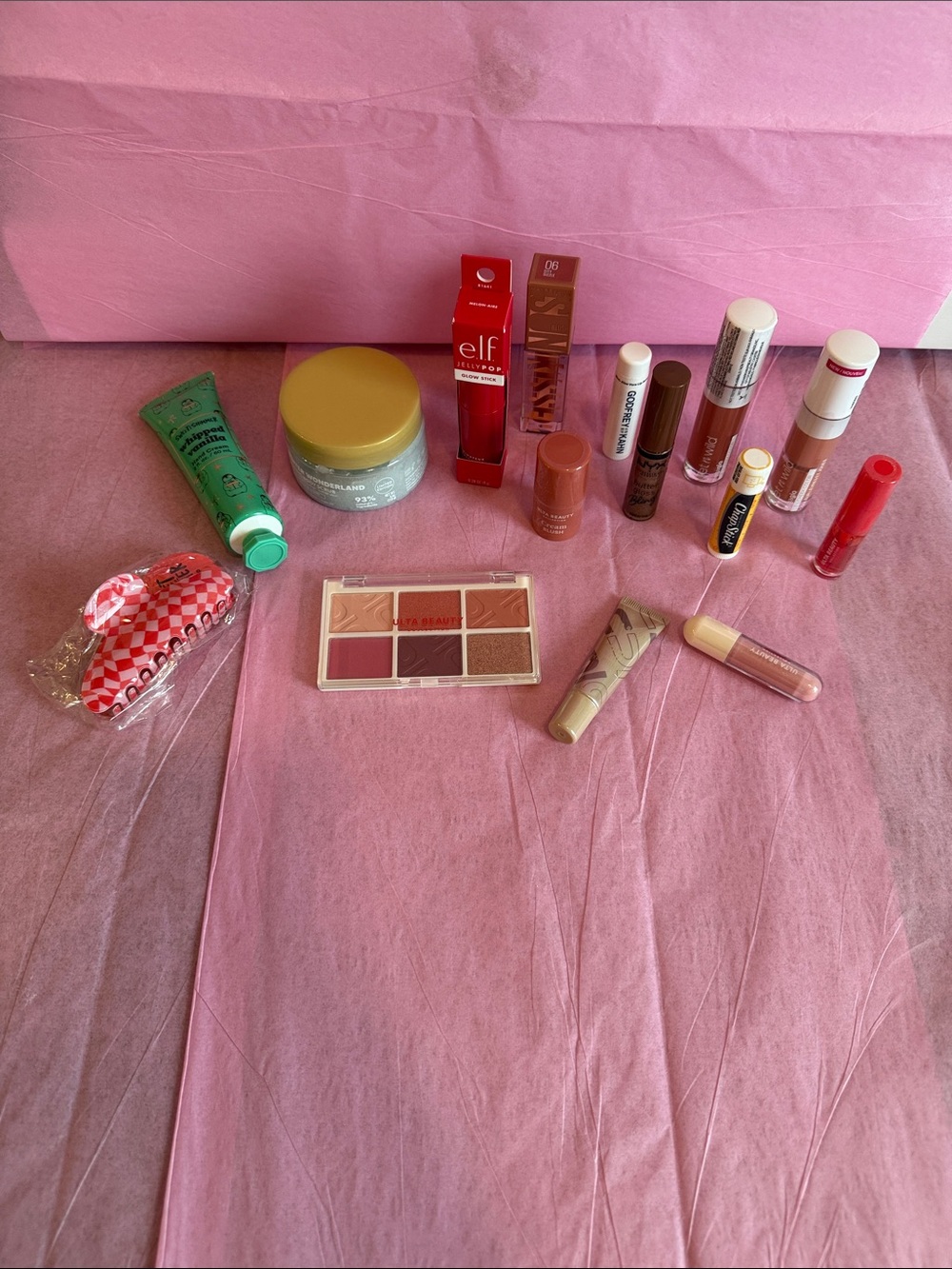Lipstick & Makeup Bundle in Pink Shades